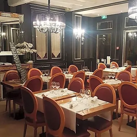 La Champagne Ardenne Cabourg 호텔 Merville (Haute-Garonne)